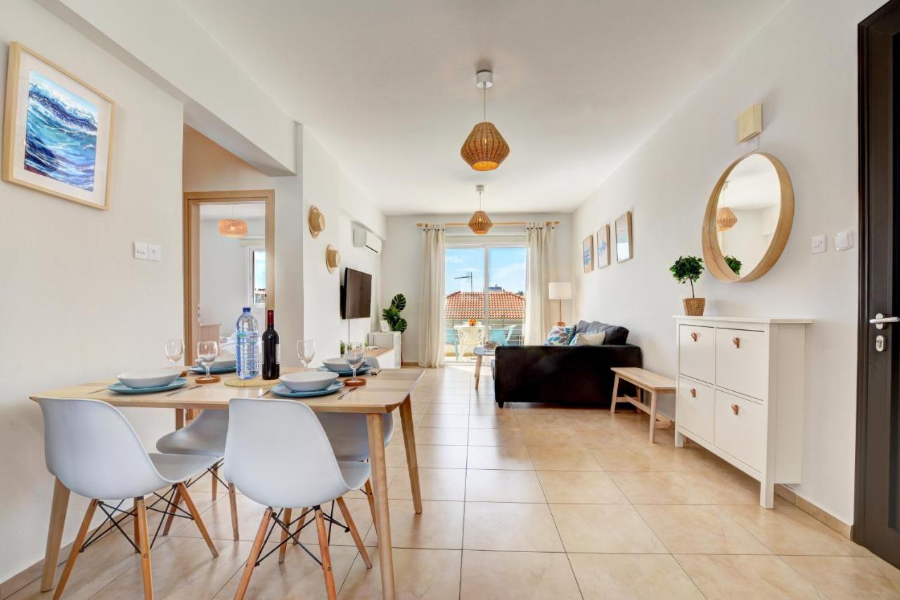 ♥ Sunny&Cozy Family Apartment ★ Walk To The Beach☼ Paralimni Exterior foto