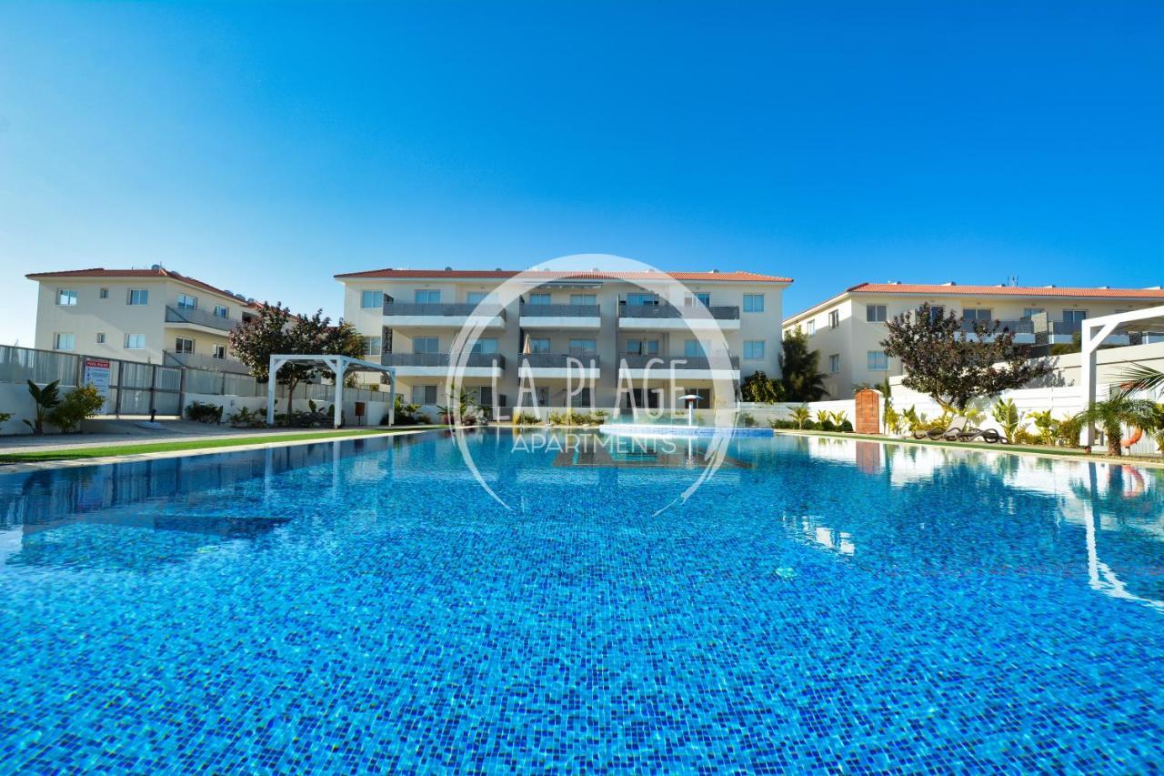 ♥ Sunny&Cozy Family Apartment ★ Walk To The Beach☼ Paralimni Exterior foto