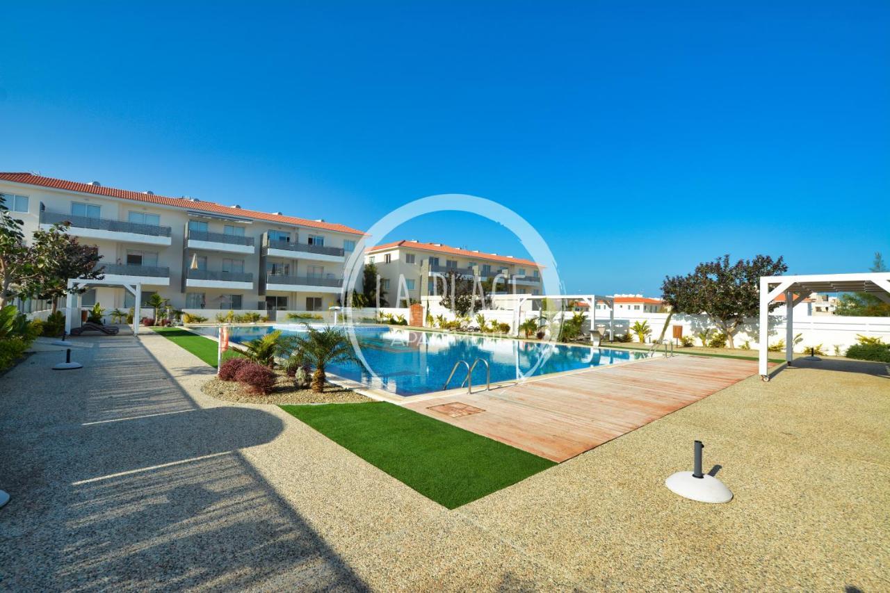 ♥ Sunny&Cozy Family Apartment ★ Walk To The Beach☼ Paralimni Exterior foto