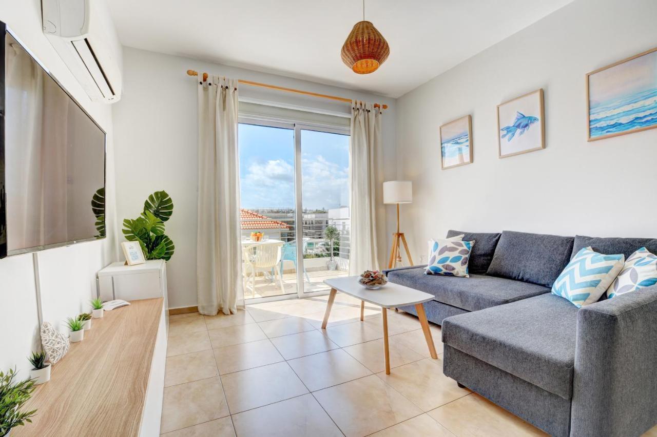 ♥ Sunny&Cozy Family Apartment ★ Walk To The Beach☼ Paralimni Exterior foto